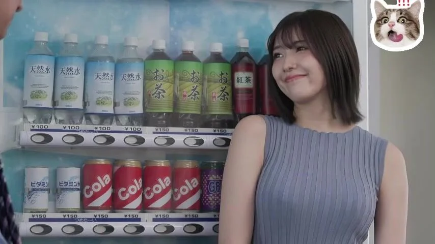 du-toi-tap-em-dong-nghiep-xinh-gai-dang-nuot-tu-dem-toi-sang-trong-khach-san