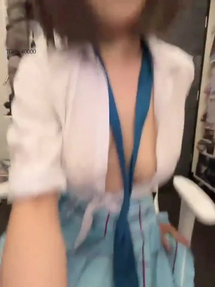 wibu-cosplay-sinh-vien-nung-lon-vu-to-ko-long-live-sex-thu-dam-ren-ri-te-lon-mup